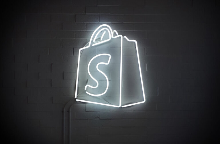 Shopify logo