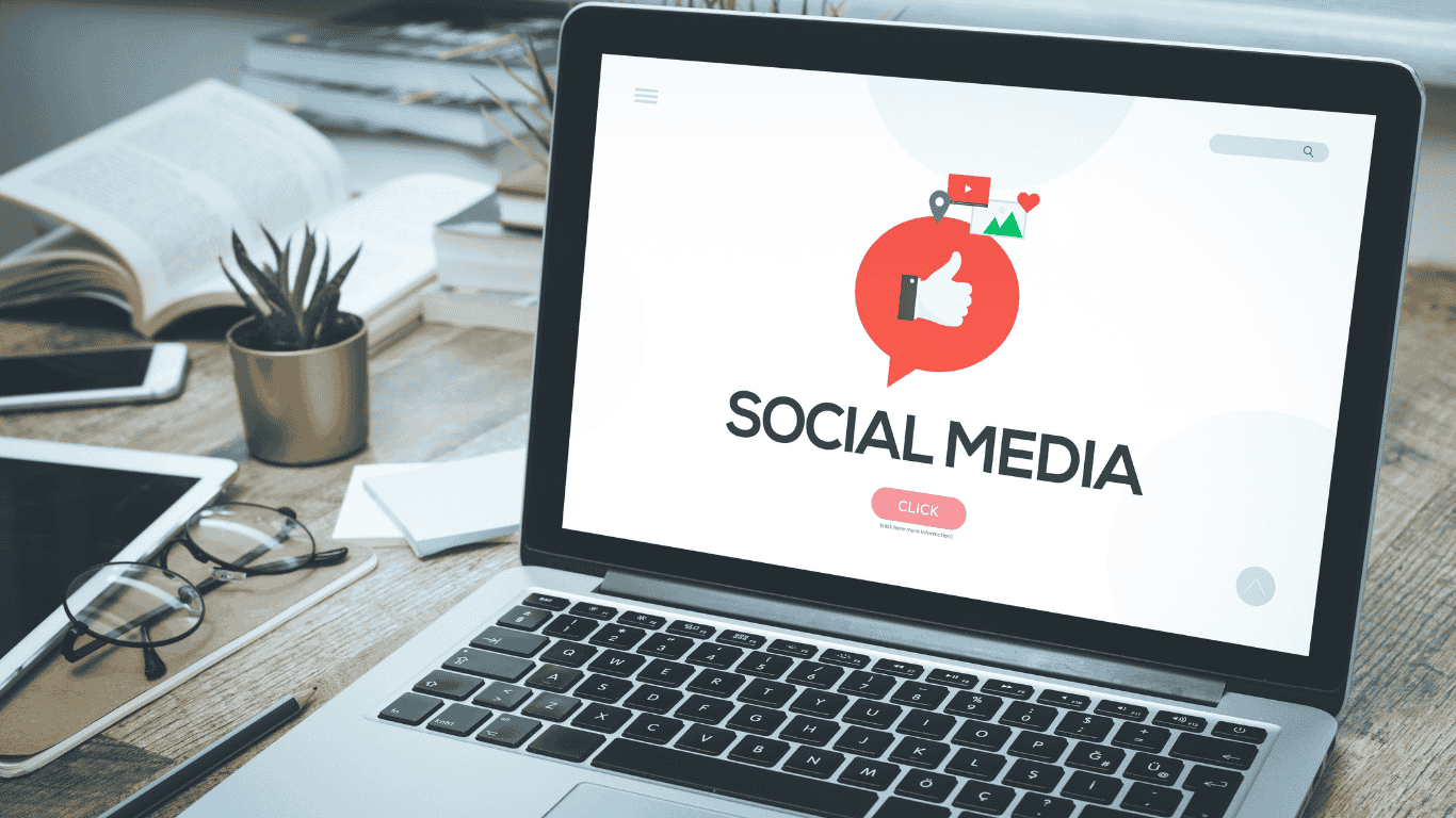 How to Turn Social Media Comments into Support Tickets: 6 Tools