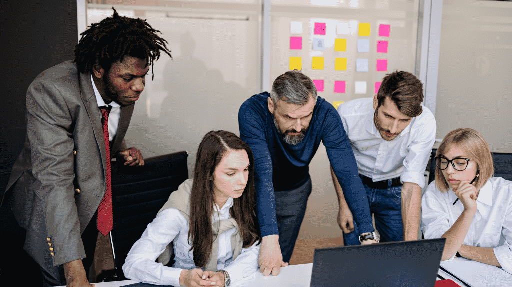 How to Reduce Agent Burnout: 5 Strategies to Simplify Your Team’s Workload