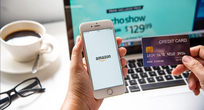 how to compete with amazon policies that are stealing your customers-min