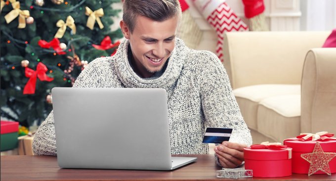how to turn holiday shoppers into regular customers-min