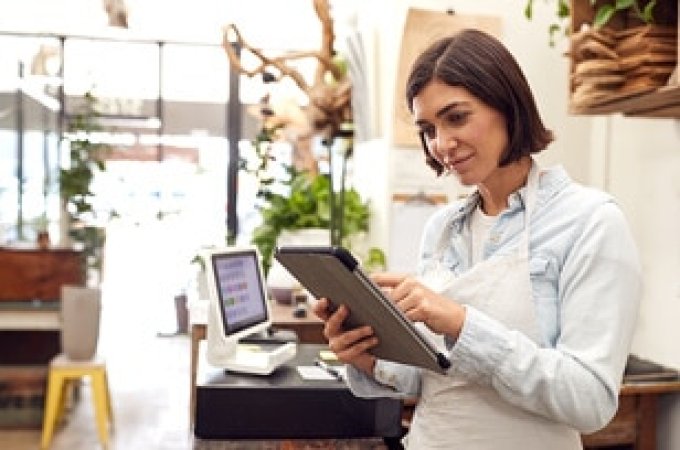 Help your Helpdesk Empower your Brand